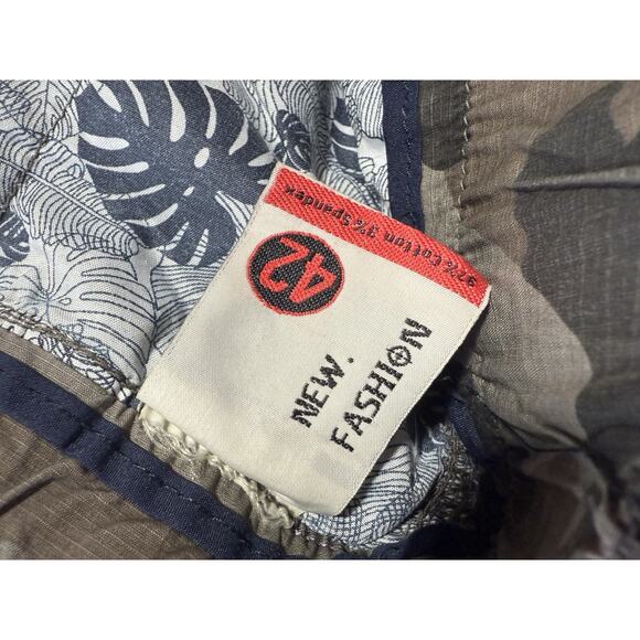 Men's Cargo Shorts Elastic Waist Multi Pocket Hiking Outdoor Camo Cotton Sz 42.. - Picture 12 of 16